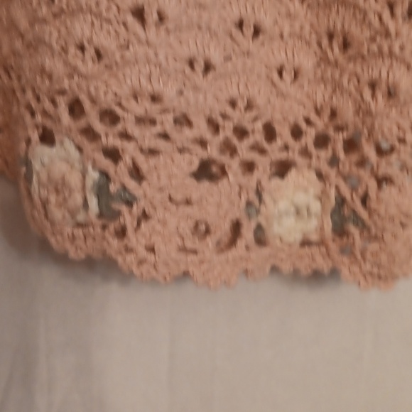 Colleen's Collectibles Elegant Crochet Floral Knitted By Hand Size Medium - Picture 5 of 11